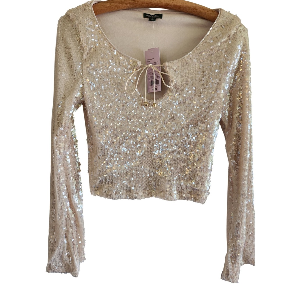 wild fable Sequin Scoop Neck Long Sleeve Crop Top in Champagne